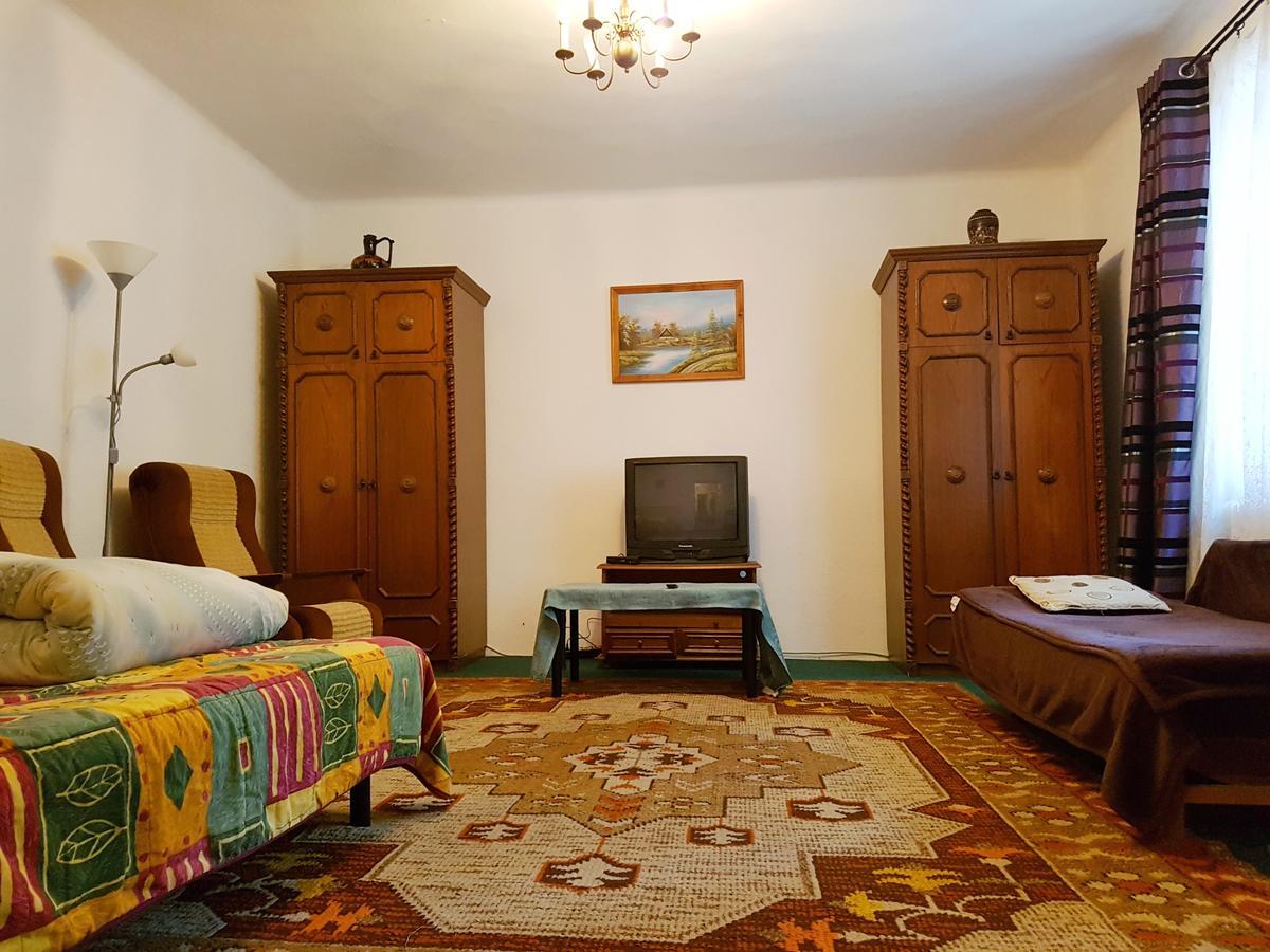 Kuti Vendeghaz Hotel Bakonykuti Luaran gambar