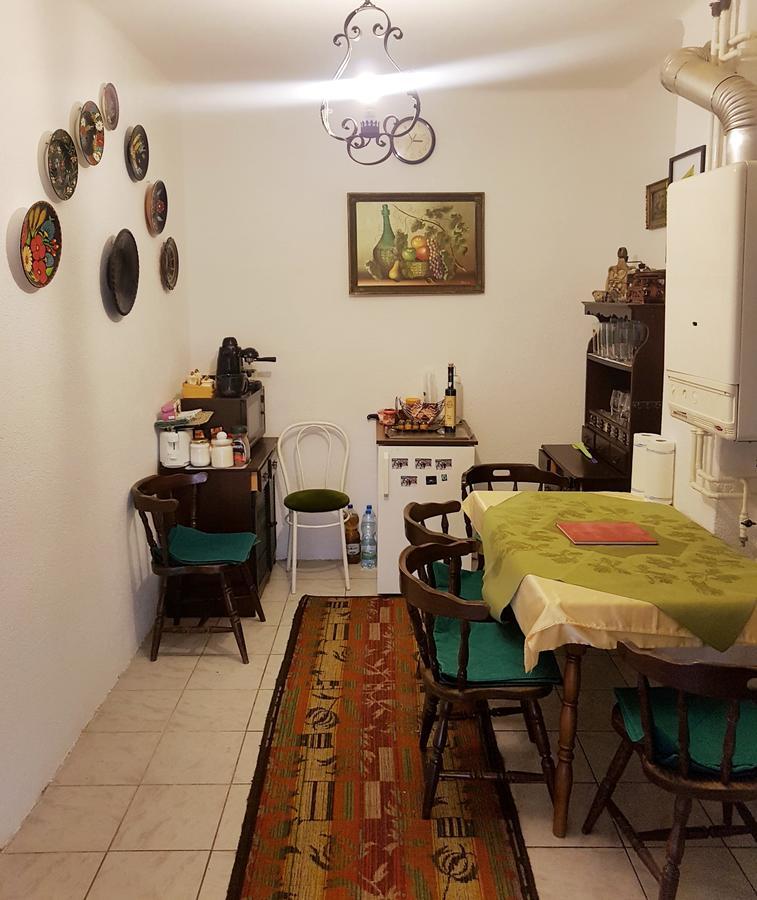 Kuti Vendeghaz Hotel Bakonykuti Luaran gambar