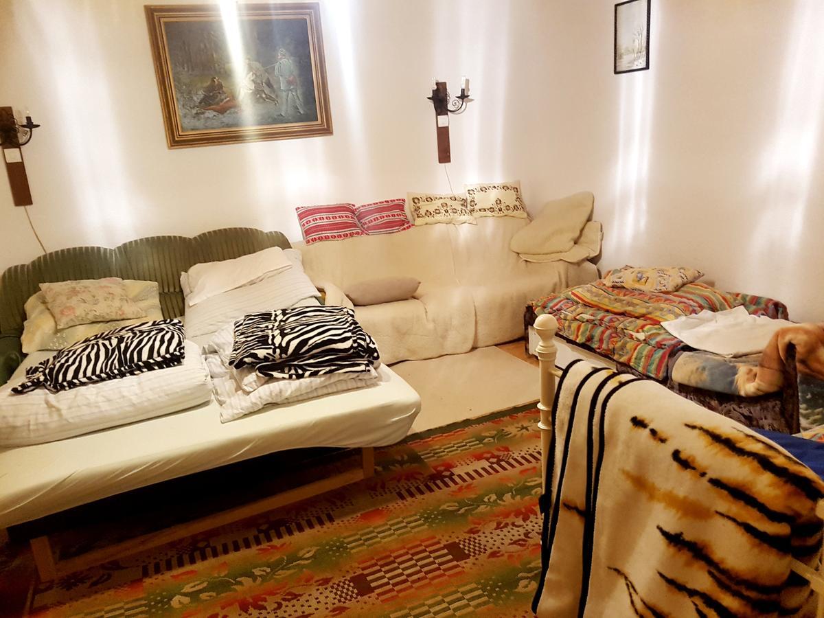 Kuti Vendeghaz Hotel Bakonykuti Luaran gambar