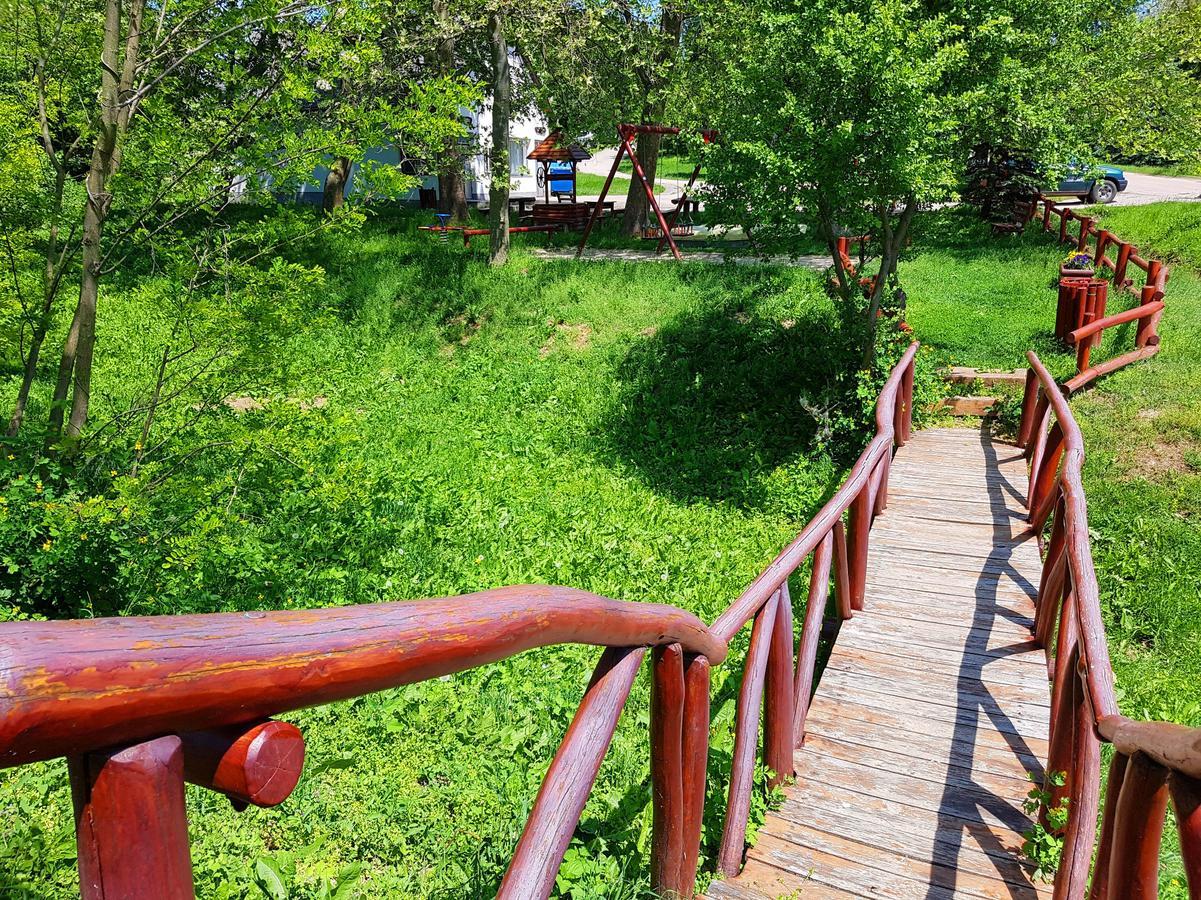 Kuti Vendeghaz Hotel Bakonykuti Luaran gambar